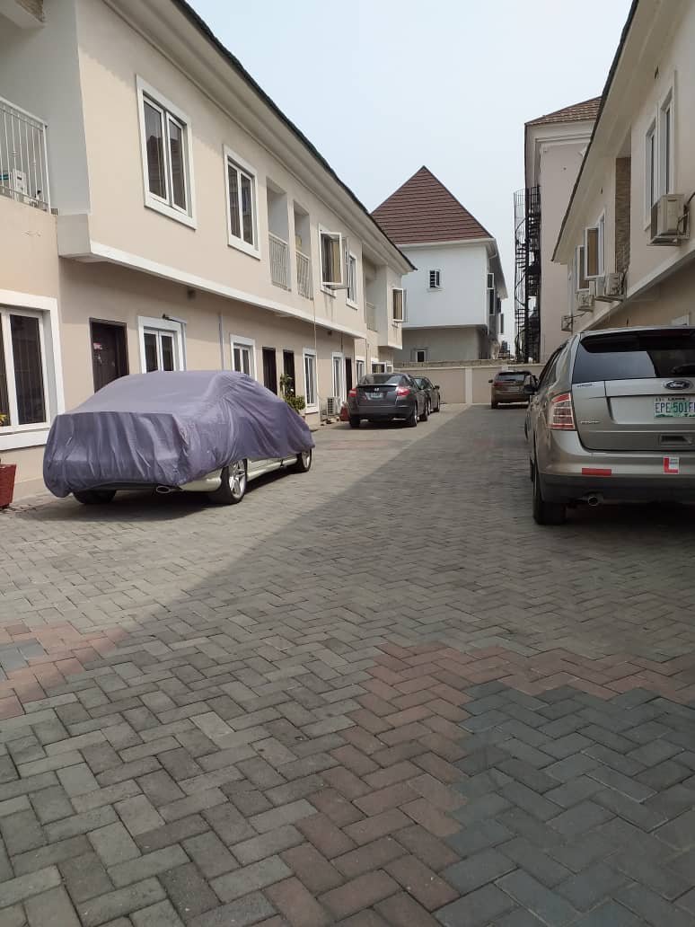 4-bedroom-house-in-osapa-london-lekki-lagos-house-for-sale-in-lekki