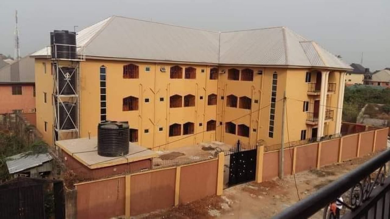 HOSTEL FOR SALE IN OWERRI IMO STATE