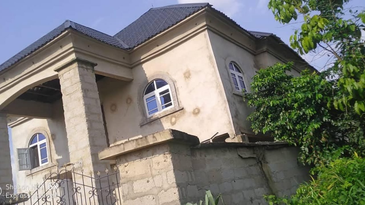 luxury house for sale in owerri,imo state.