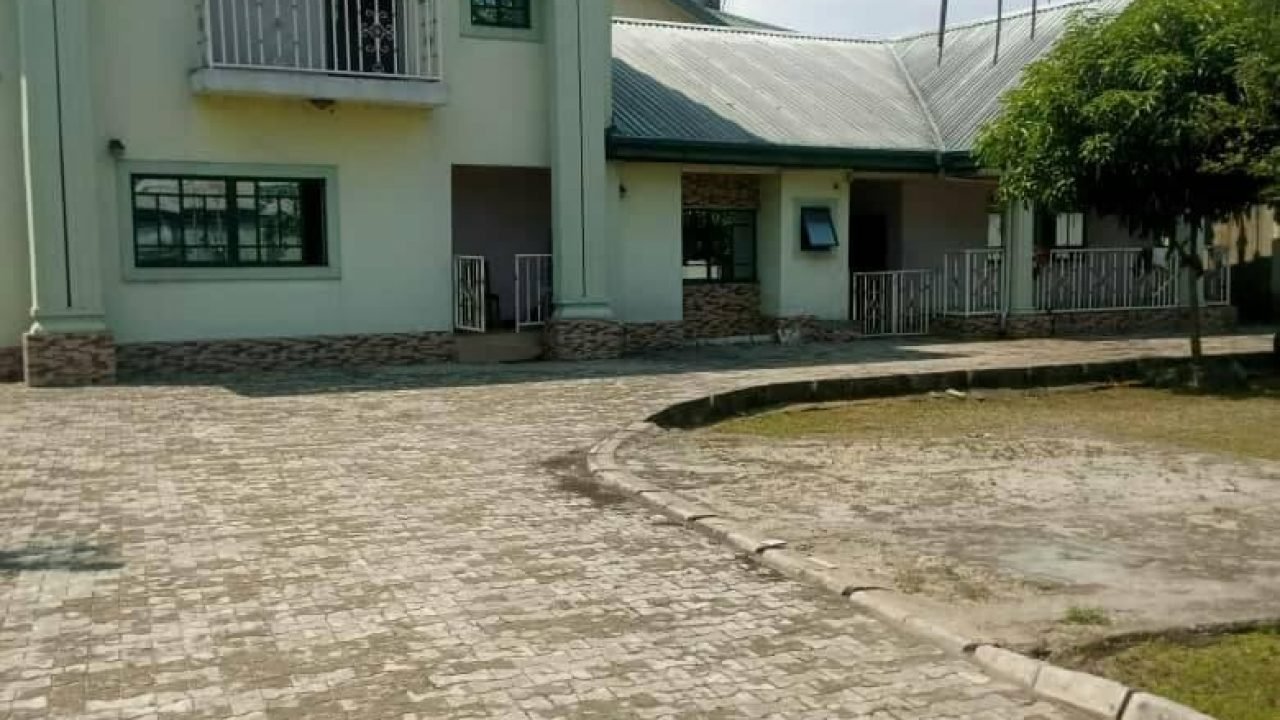 4 bedroom for sale in ada george port harcourt