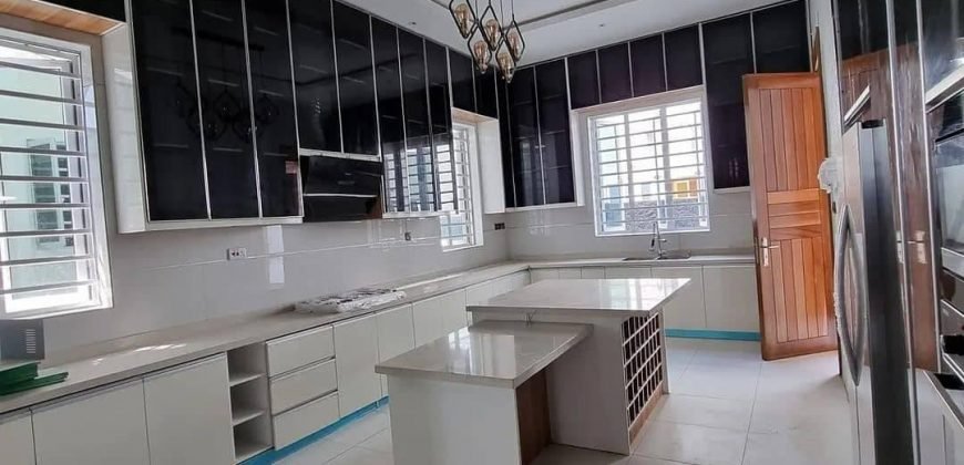 5 bedroom duplex with swimming pool for sale lekki