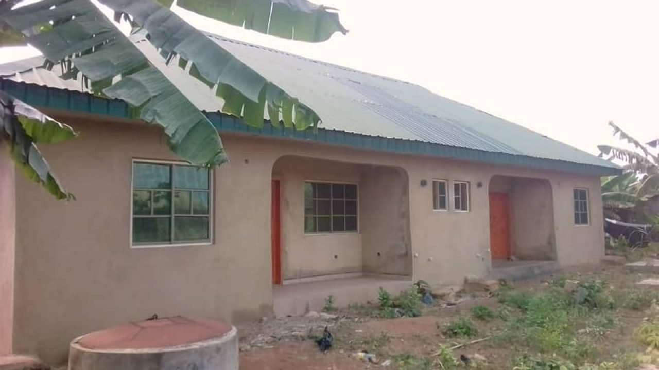 2 bedroom bungalow in igbogbo ikorodu