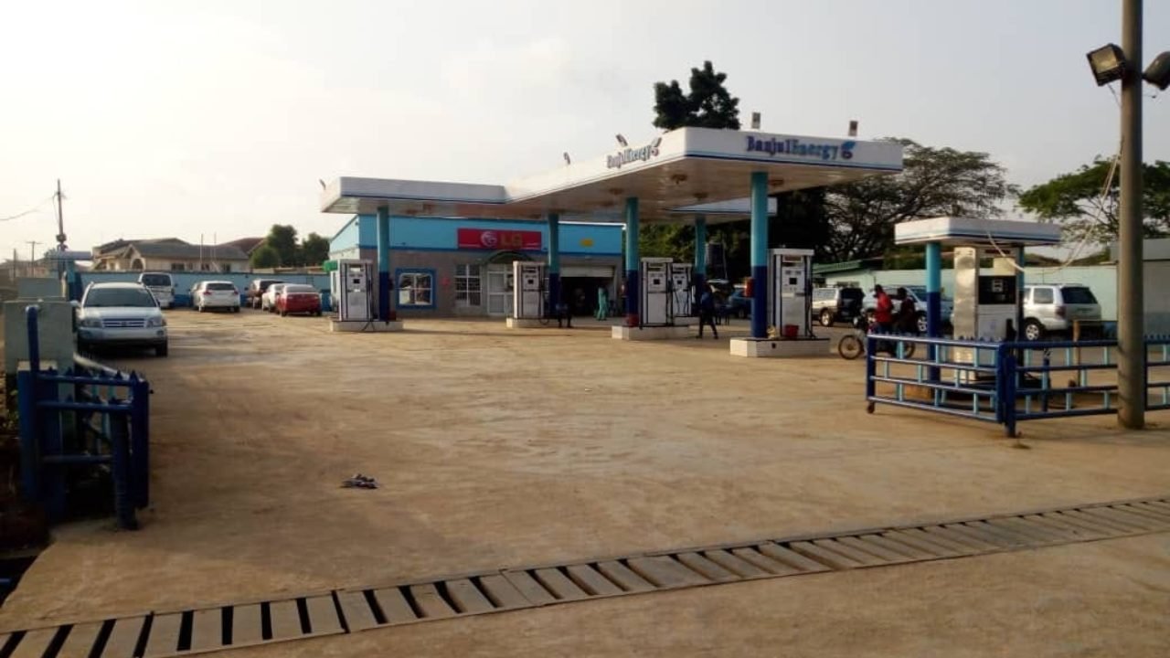 filling station for sale in Agbado Ajuwon