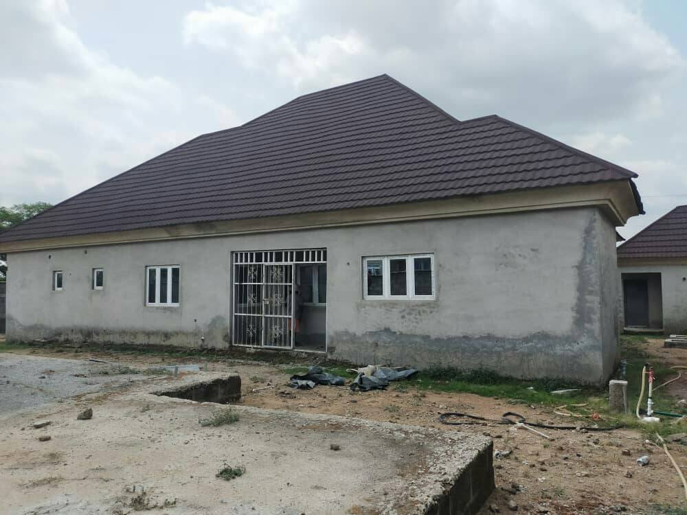 4-bedroom-bungalow-for-sale-in-lugbe-abuja-nigeria-property-zone